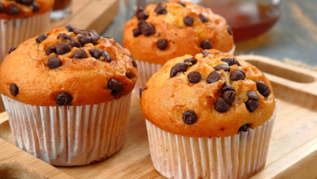 what are the 3 tips, tricks, and techniques about using the muffin mixing method?